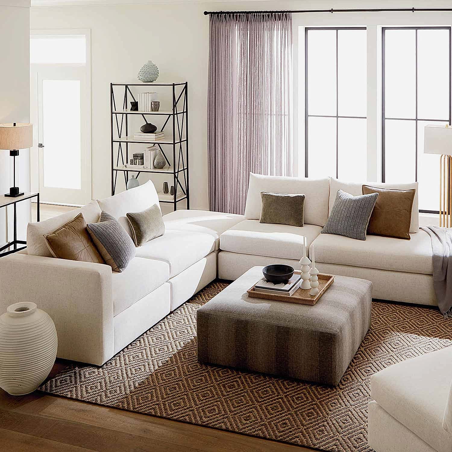 Bassett Beckham Sectional With Ottoman